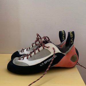 la sportiva women’s climbing shoes